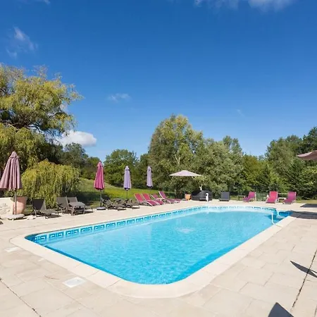 Kır Evi Port-sainte-foy-et-ponchapt Chateau Sleeps 29 Pool *