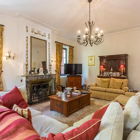 Port-sainte-foy-et-ponchapt Chateau Sleeps 29 Pool
