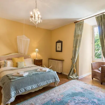 Port-sainte-foy-et-ponchapt Chateau Sleeps 29 Pool Kır Evi