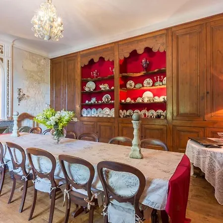 Port-sainte-foy-et-ponchapt Chateau Sleeps 29 Pool