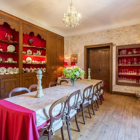 Port-sainte-foy-et-ponchapt Chateau Sleeps 29 Pool